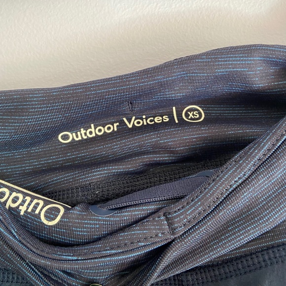 Outdoor Voices Hudson Shorts in Navy - Picture 4 of 6